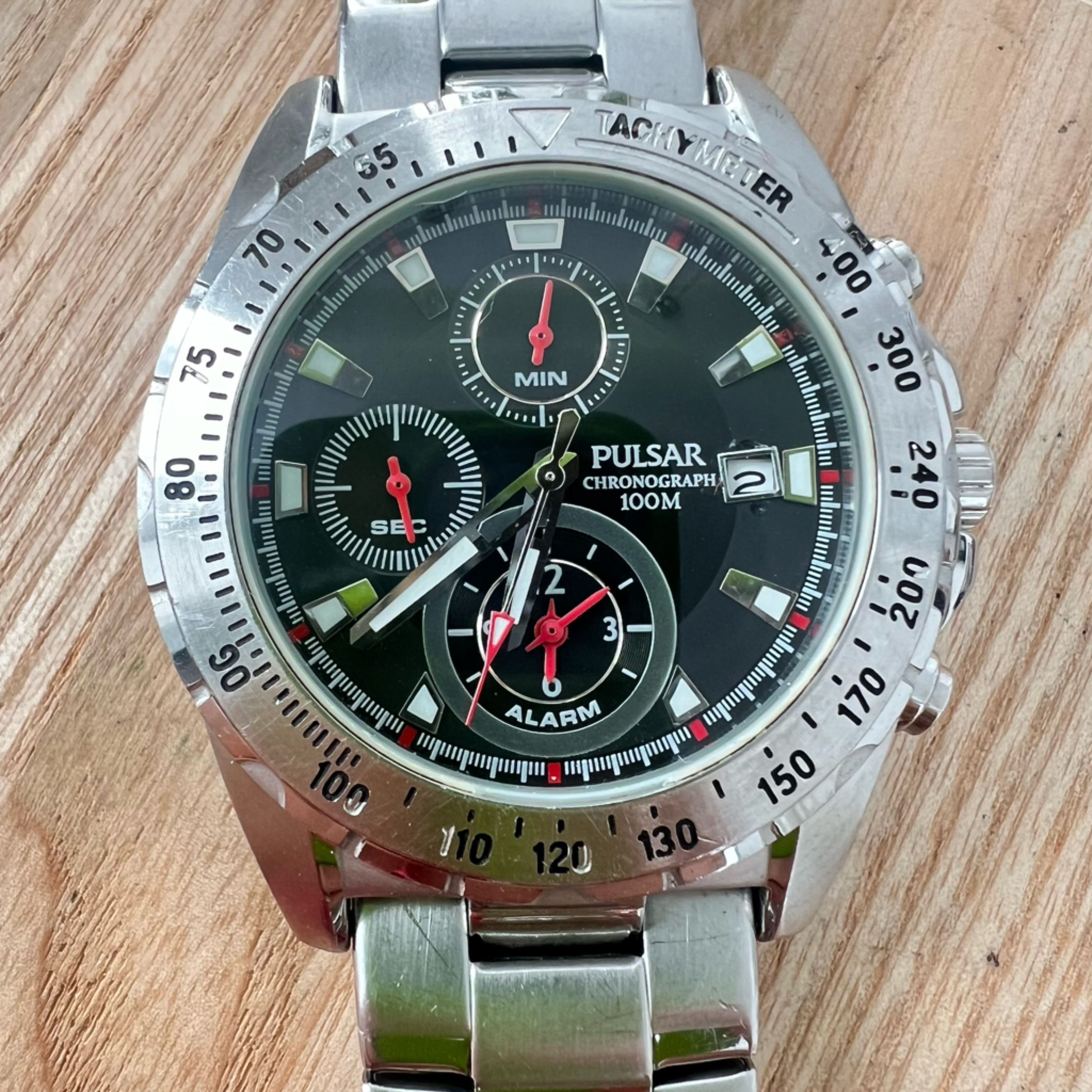 Pulsar Mens Black Dial Chronograph Dress Watch New Battery